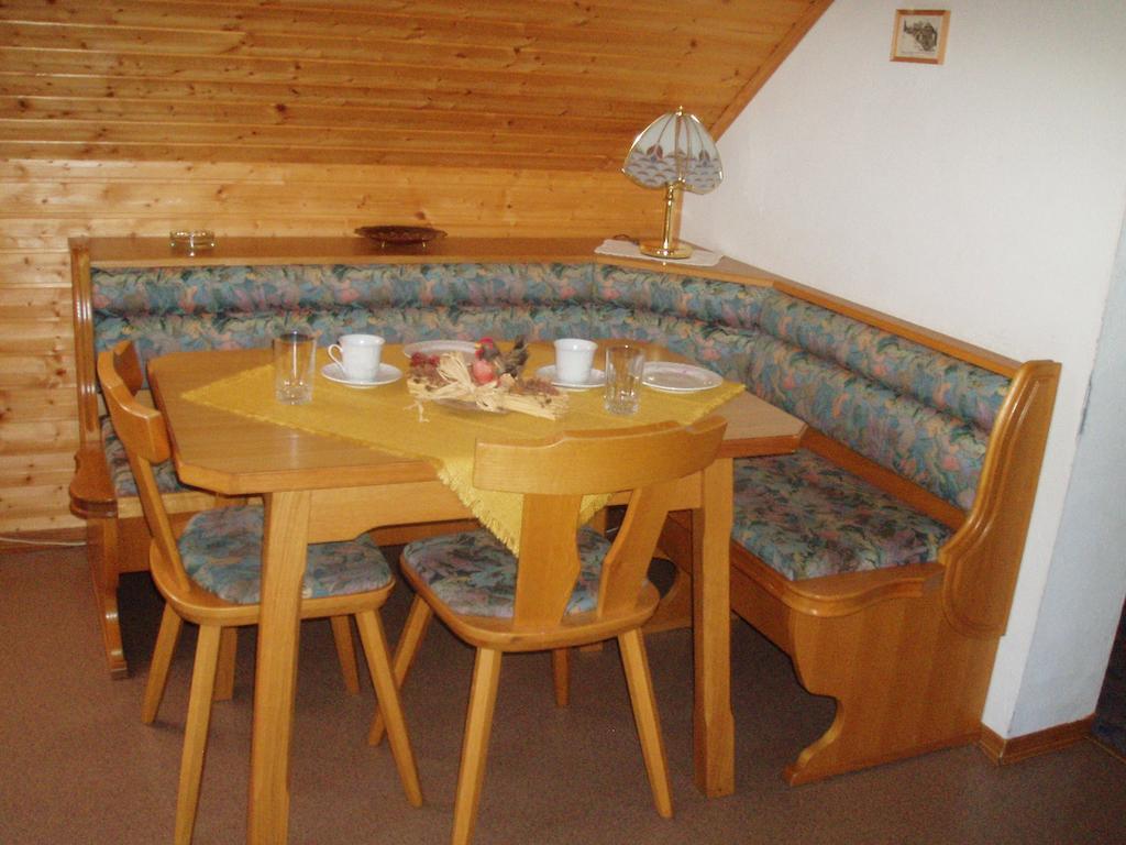 Appartement Pension Grasser Bad Kleinkirchheim Værelse billede