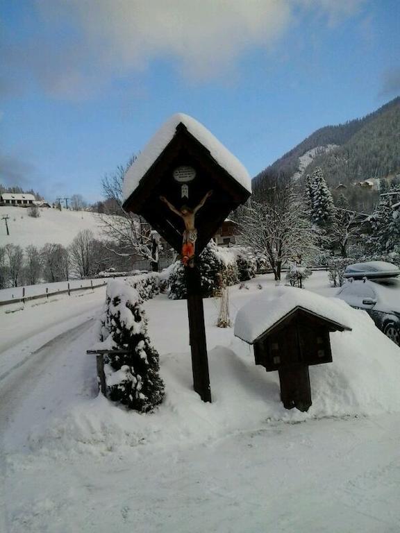 Appartement Pension Grasser Bad Kleinkirchheim Eksteriør billede